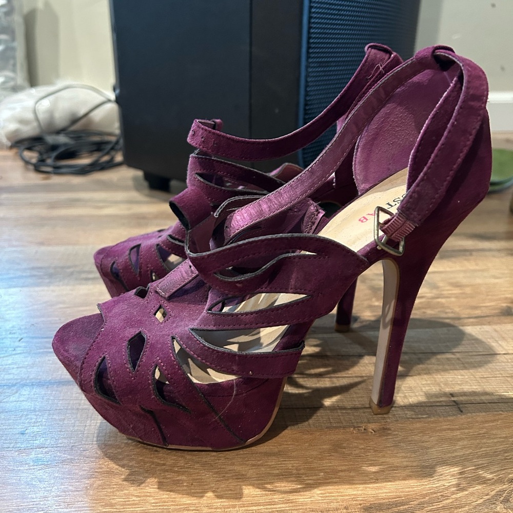 JustFab Women's Plum Strappy Heels - Picture 2 of 2
